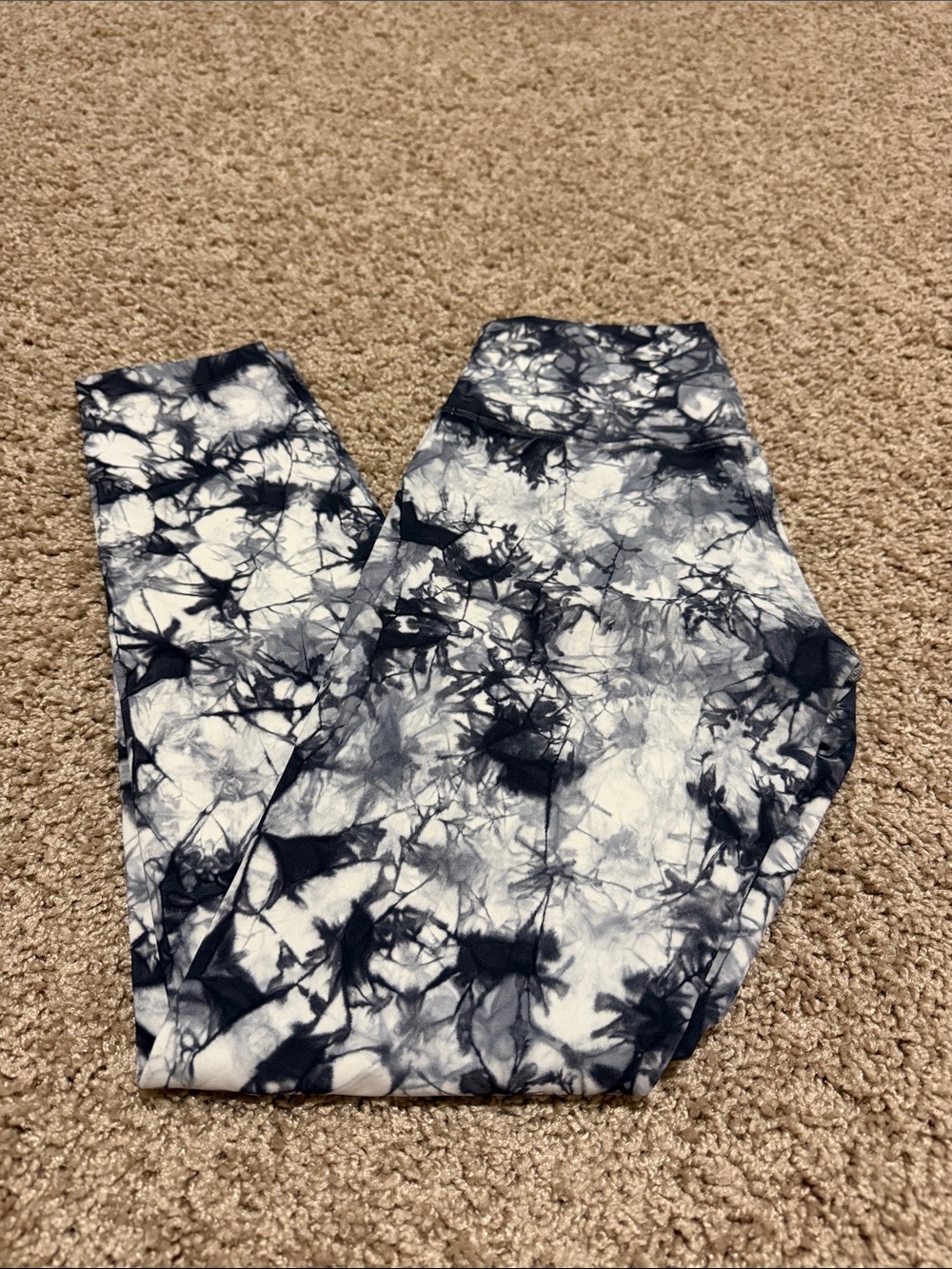 lululemon athletica Black and White Tie-Dye Leggings